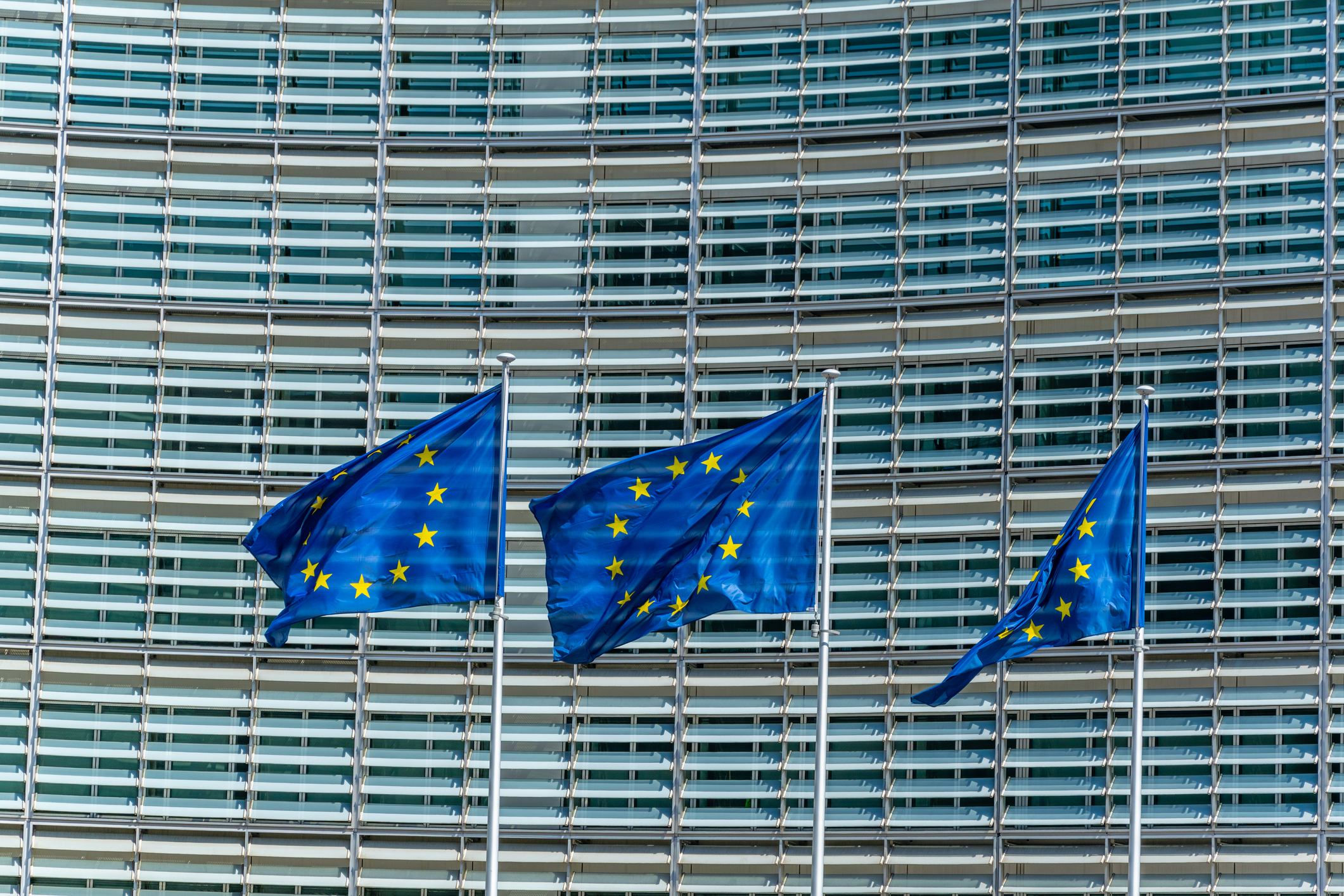 European truckmakers risk undermining EU industrial security with push to weaken CO₂ targets